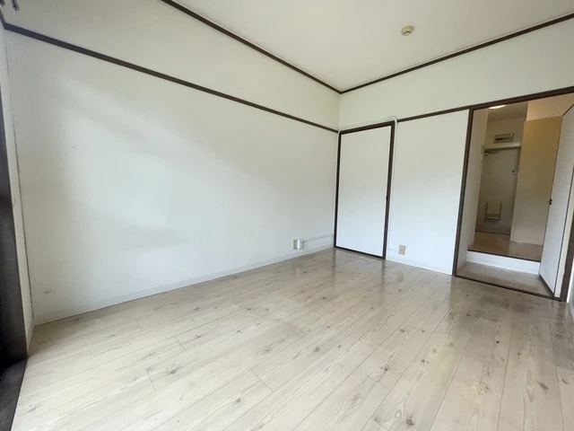 ロイヤルメゾン古江