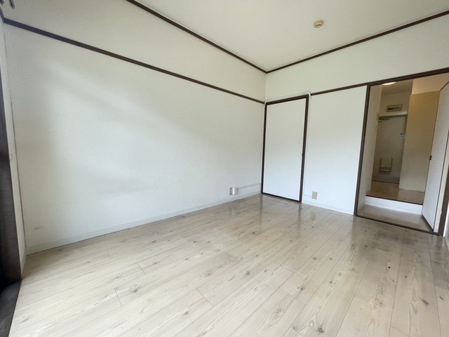 ロイヤルメゾン古江