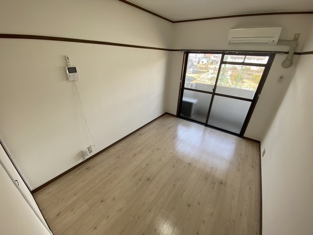 ロイヤルメゾン古江