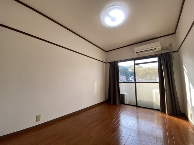 ロイヤルメゾン古江