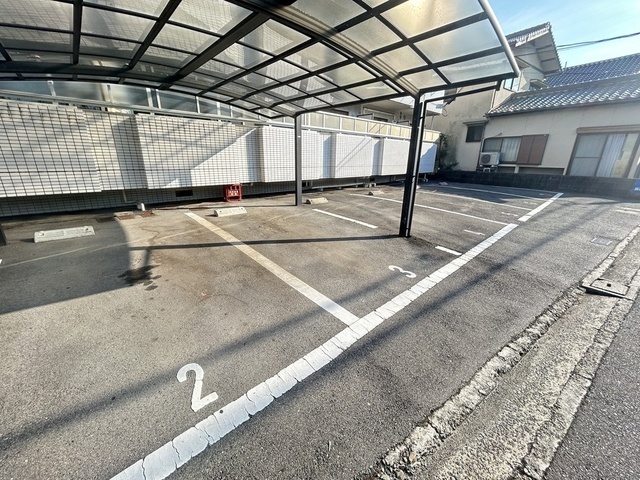 ロイヤルメゾン古江