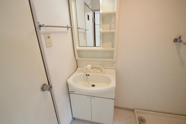 シティーカルチェ花本