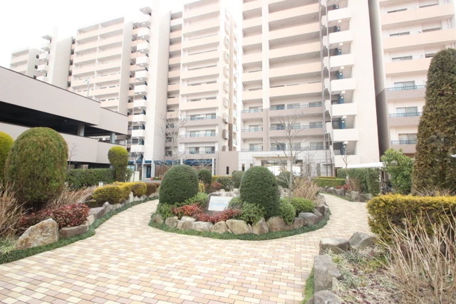 ナタリーマリナタウンセンターコート(1108)