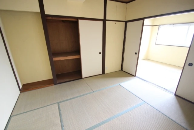 木本レジデンスA