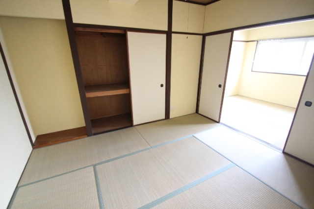 木本レジデンスA