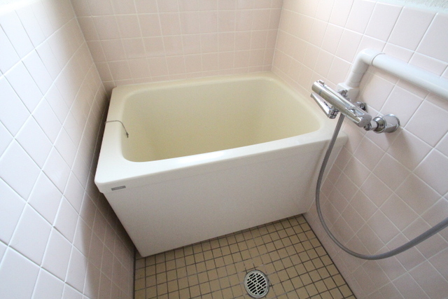 木本レジデンスB