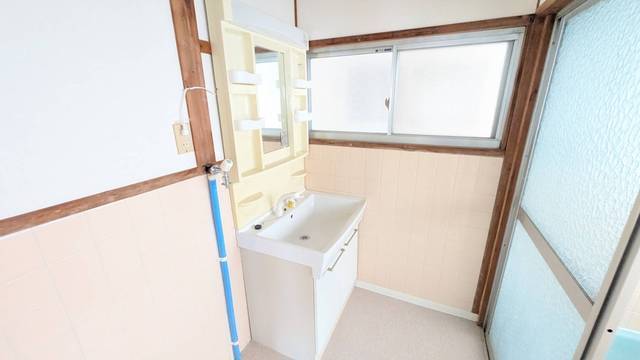 小田貸家(戸坂山根2丁目)