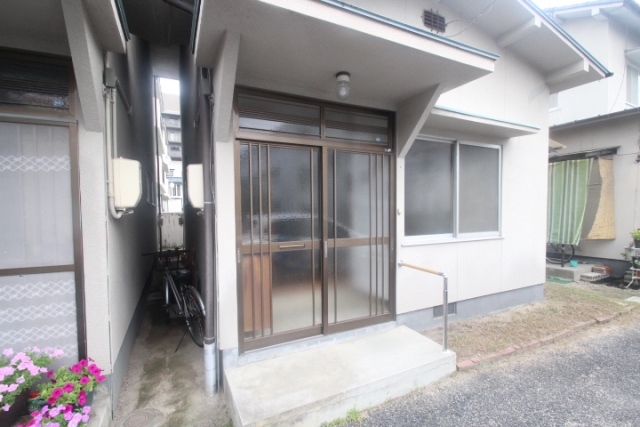 小田貸家(戸坂山根2丁目)