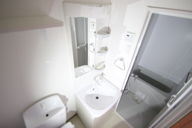 ウイング稲荷町