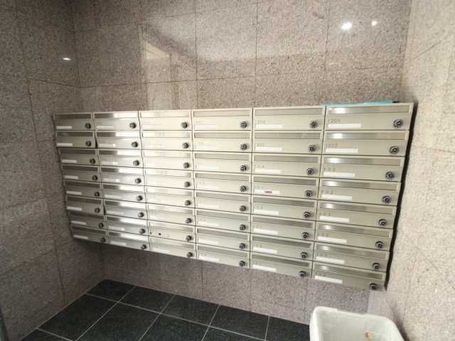 ウイング稲荷町