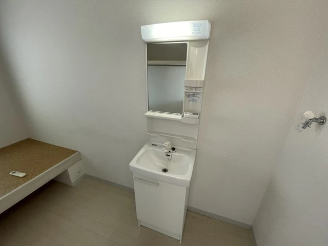 アルミロ己斐上