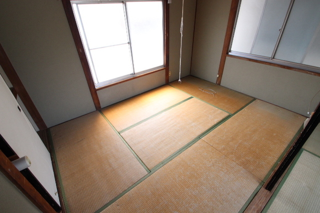 瀧本貸家(川内2丁目)