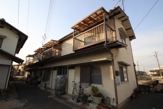 瀧本貸家(川内2丁目)