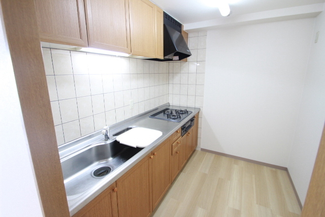 ナタリーマリナタウンウエストデッキC棟(914)