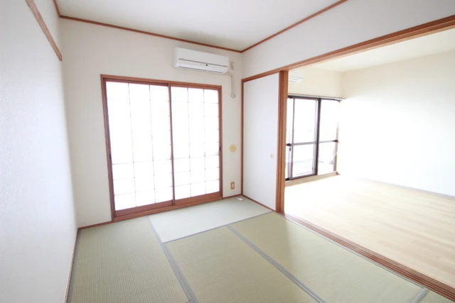 ナタリーマリナタウンウエストデッキC棟(914)