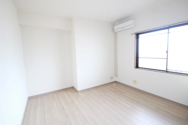 ナタリーマリナタウンウエストデッキC棟(914)