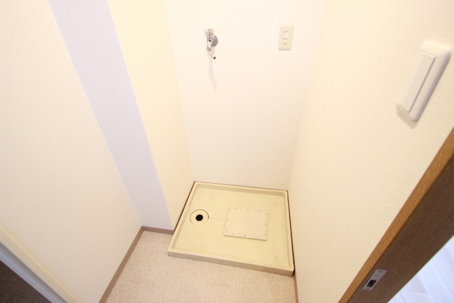 ナタリーマリナタウンウエストデッキC棟(914)