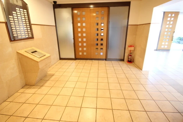 ナタリーマリナタウンウエストデッキC棟(914)