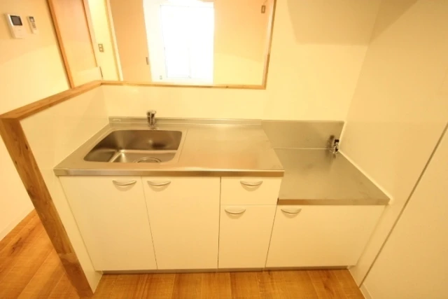 リノリノアパートメント美の里