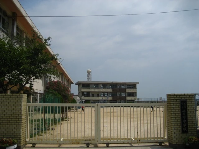 リノリノアパートメント美の里