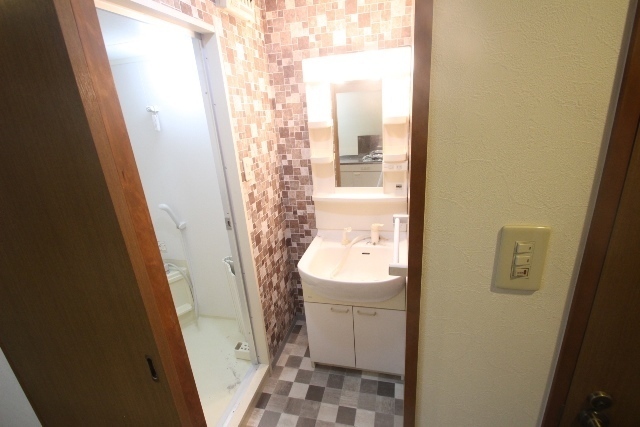 クレスト池之子