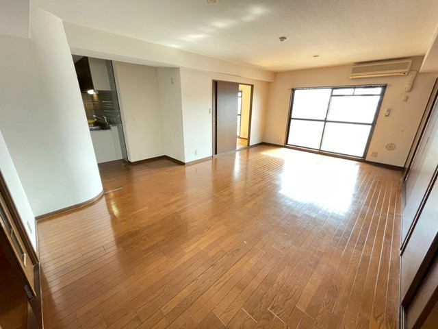 キャッスル西村