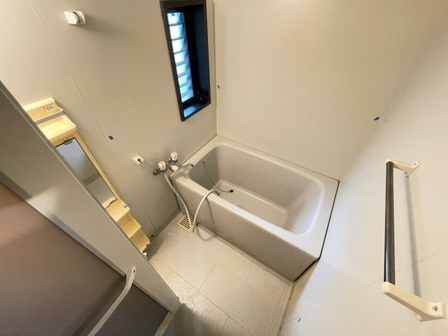 キャッスル西村