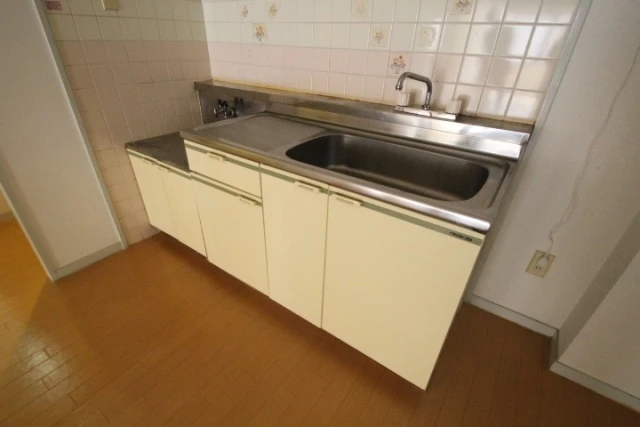 ロワールパレス2号館