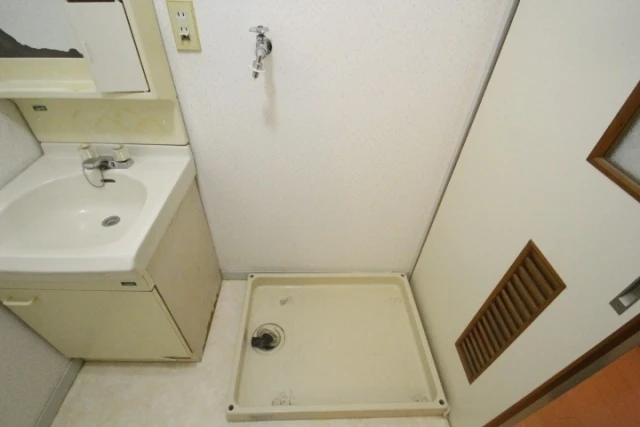 ロワールパレス2号館