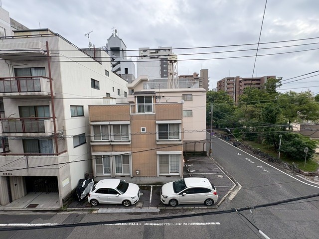 ビッグアップルビル