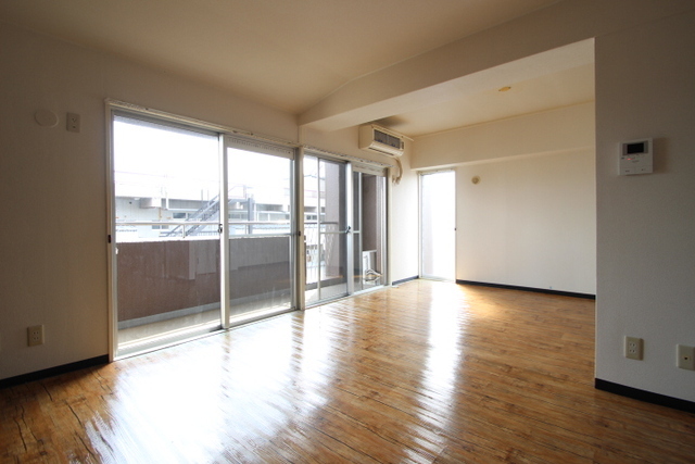 厚生町クラウンズマンション