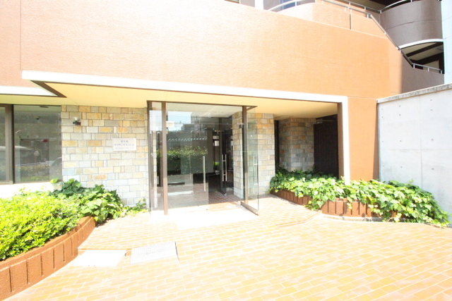 厚生町クラウンズマンション