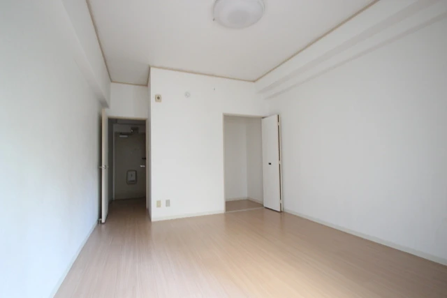 コーポラスエム