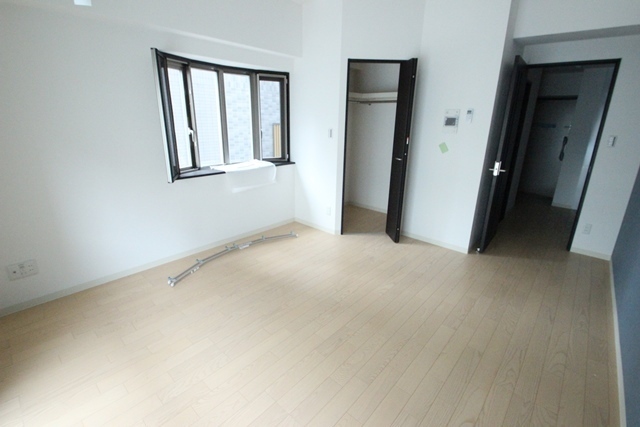 Yell Residence 横川新橋