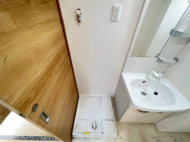 Yell Residence 横川新橋