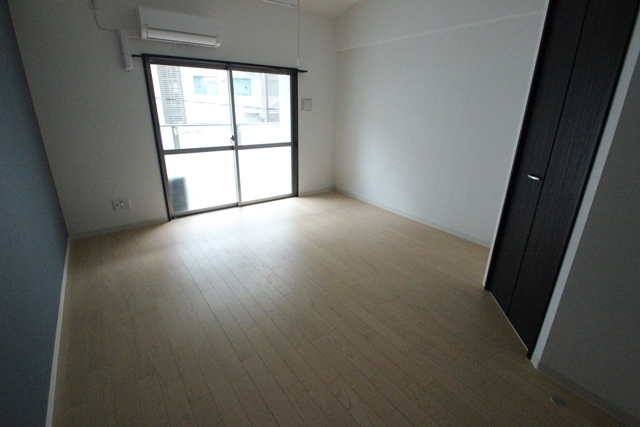 Yell Residence 横川新橋