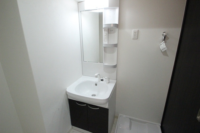 Yell Residence 横川新橋