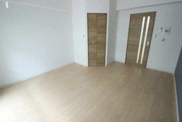 Yell Residence 横川新橋