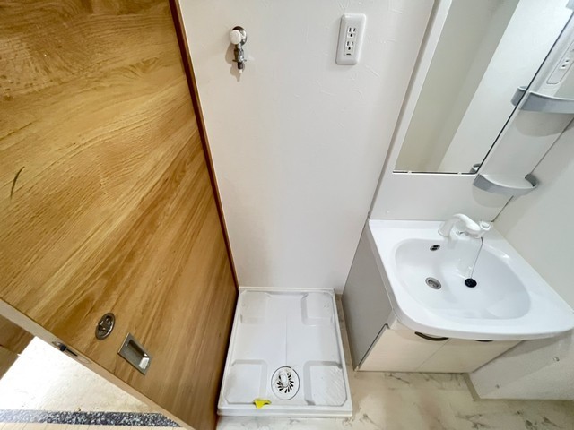 Yell Residence 横川新橋