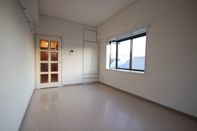 レジデンス庚午ヒライ