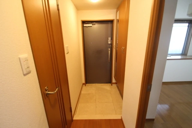 フローレンス戸坂中町(204)