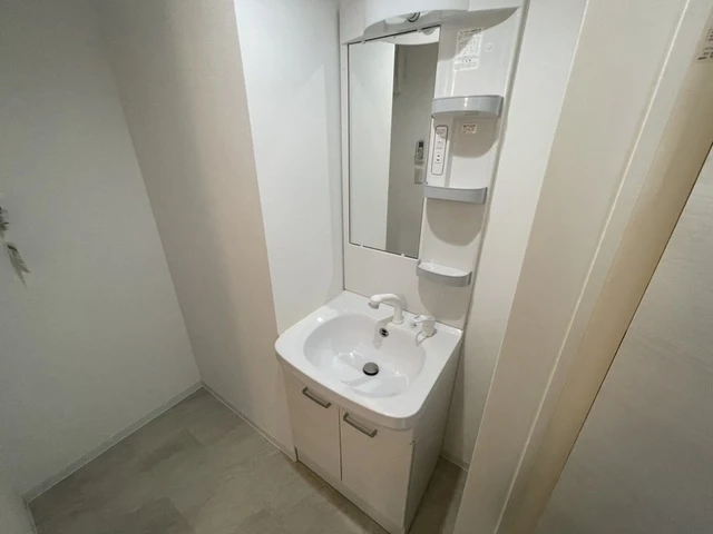 シンビ高須駅前Ⅱ