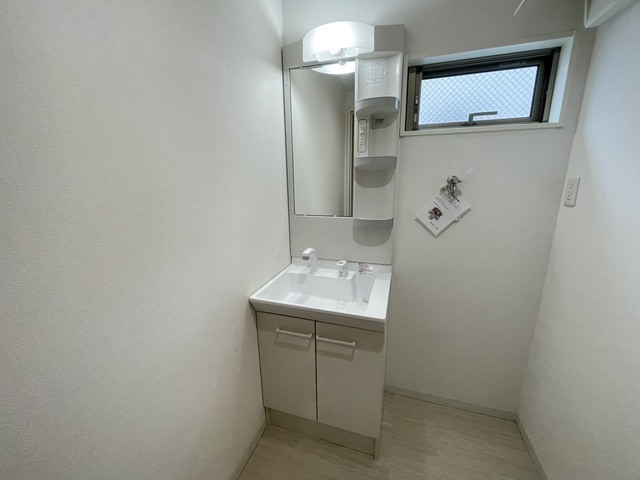 シンビ高須駅前Ⅱ