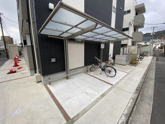 シンビ高須駅前Ⅱ