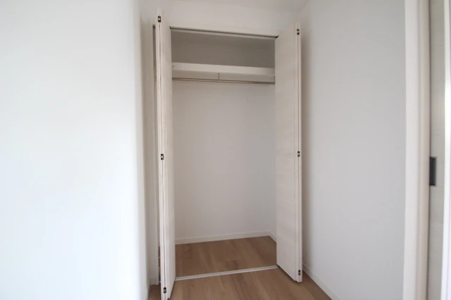 シンビ高須駅前Ⅲ