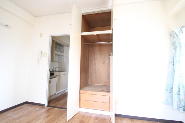 エントランス矢賀