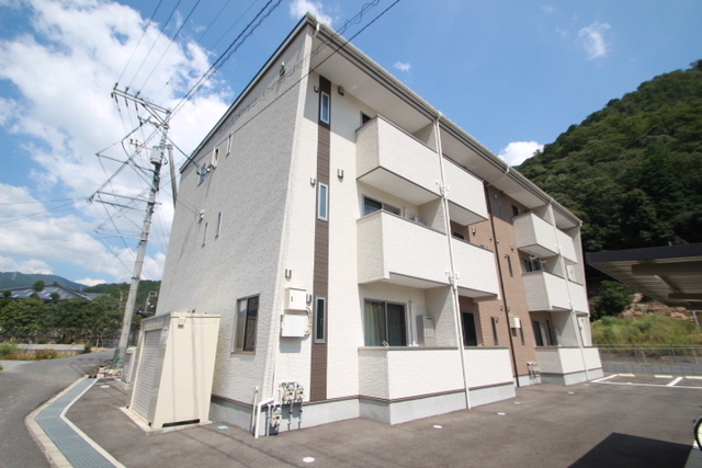 ラヴィーヌ上町屋