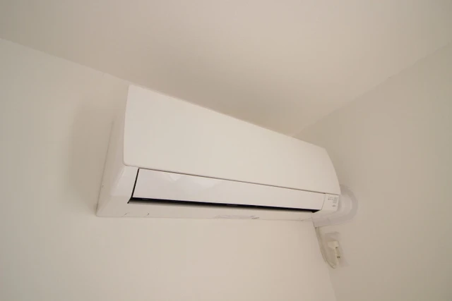 ラヴィーヌ三入A棟