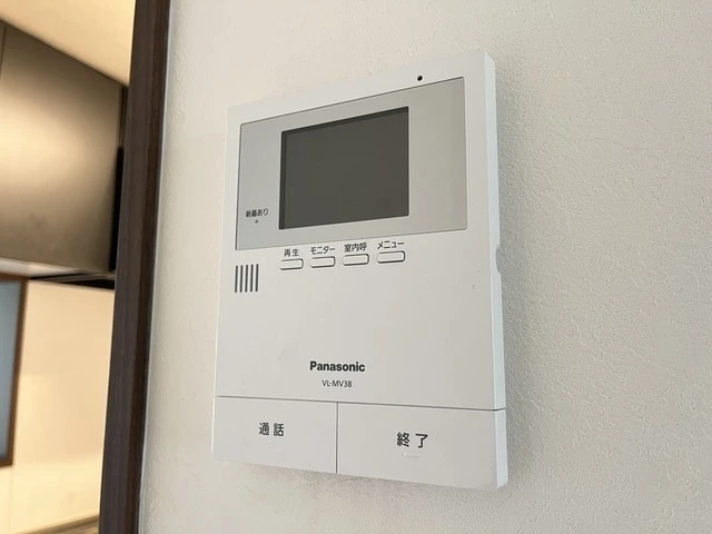 ラヴィーヌ三入A棟