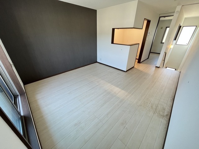 ラヴィーヌ三入A棟